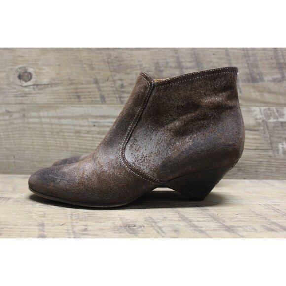 Maison‎ Martin Margiela distressed suede leather triangle wedge heel ankle boots - Picture 2 of 16